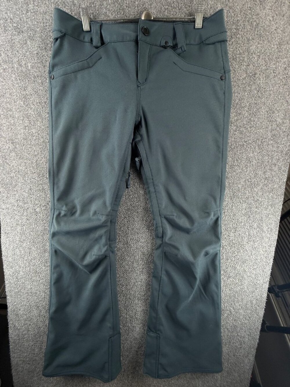 VOLCOM Navy Blue Snowboarding Ski Pants Winter Nimbus Medium Lined ACTL 33X32